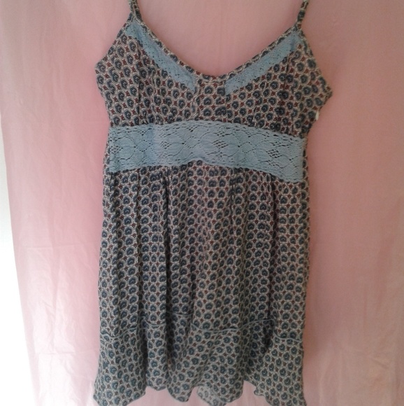 Free People Tops - ⬇️Final⬇️💠Free People Lace Trim 💸Floral Cami💠